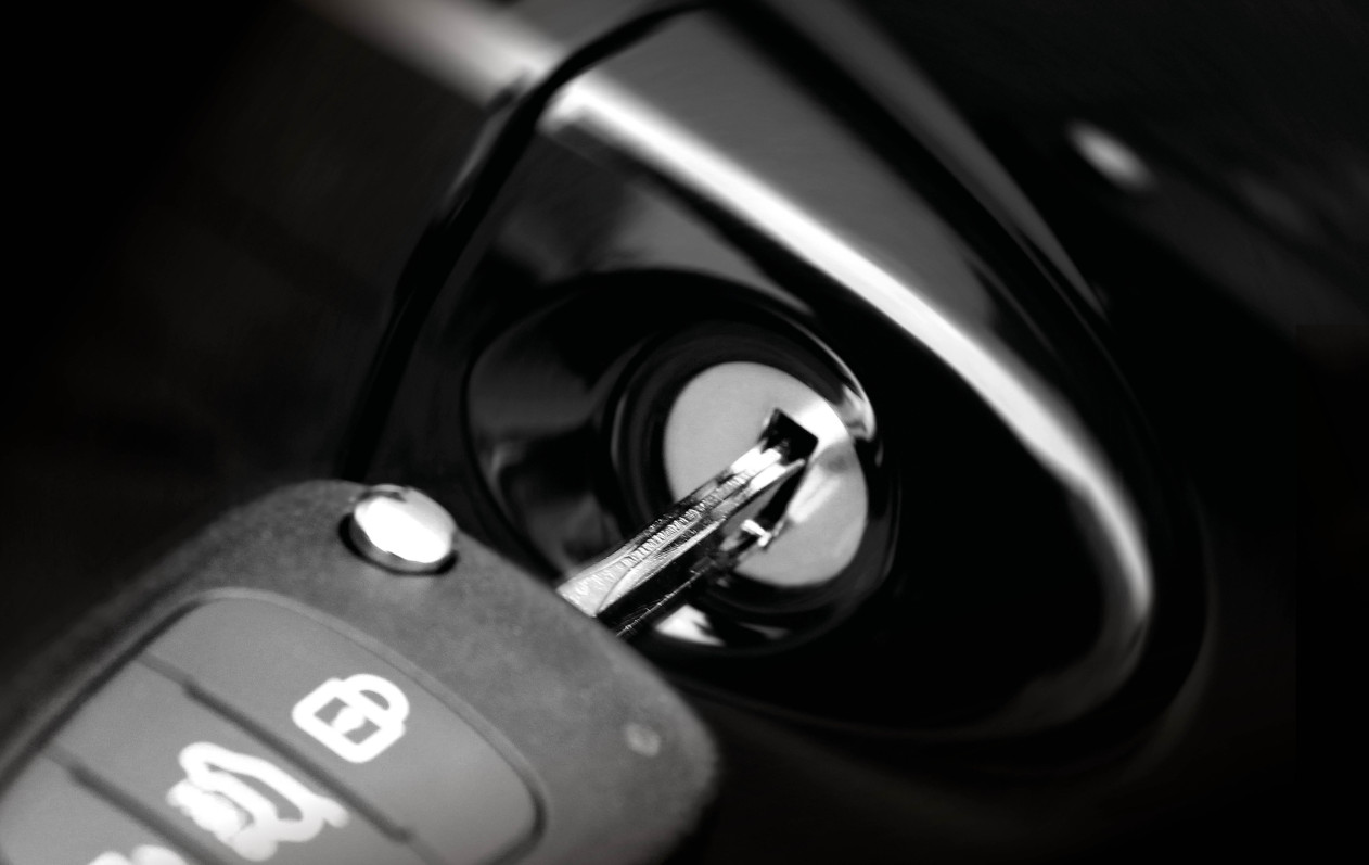 V3_1993x1258mm_sleutel_in_slot