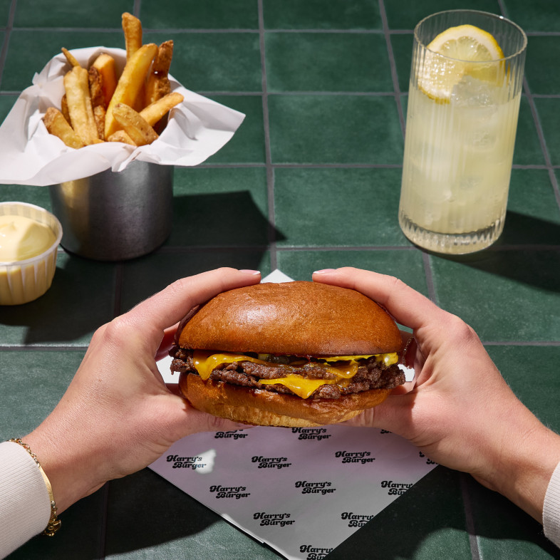 Harry'sBurger_sfeer_ 4_vierkant