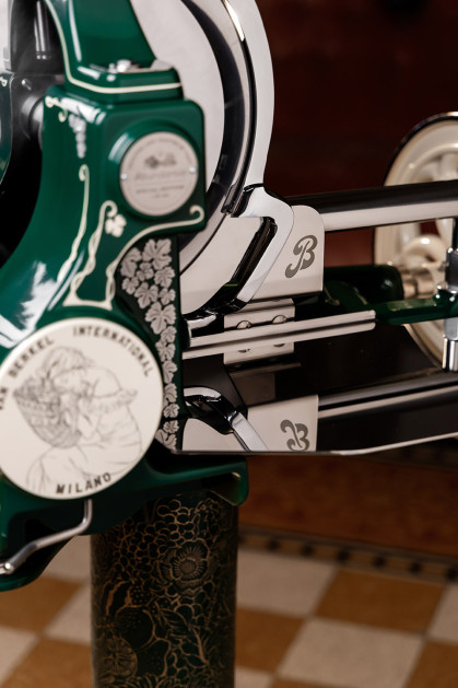 
Berkel Volano B114 – Limited Edition Art Nouveau snijmachine
 
De Berkel Volano B114...