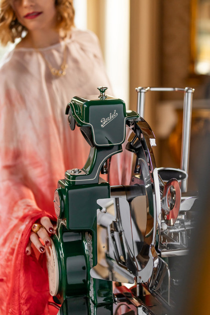 
Berkel Volano B114 – Limited Edition Art Nouveau snijmachine
 
De Berkel Volano B114...
