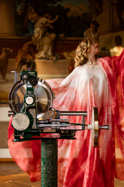 
Berkel Volano B114 – Limited Edition Art Nouveau snijmachine
 
De Berkel Volano B114...
