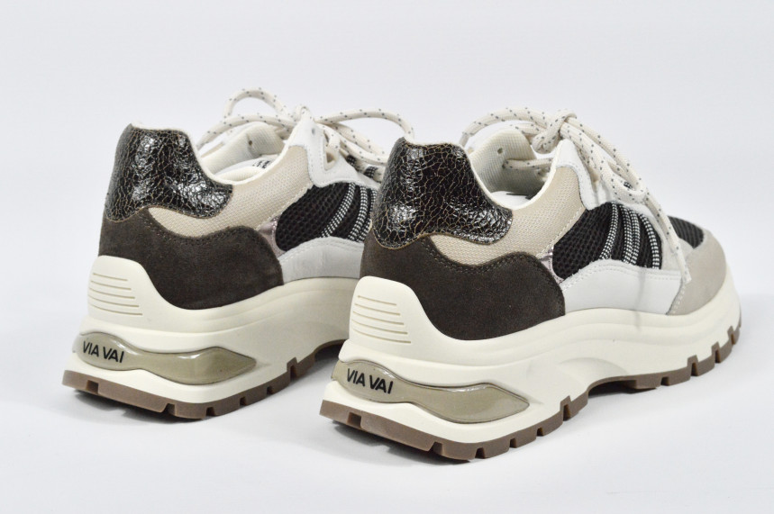Wa97
