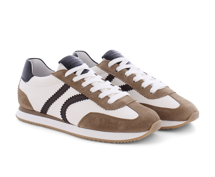 c82702ecb0786294d296665b19b0e2a4