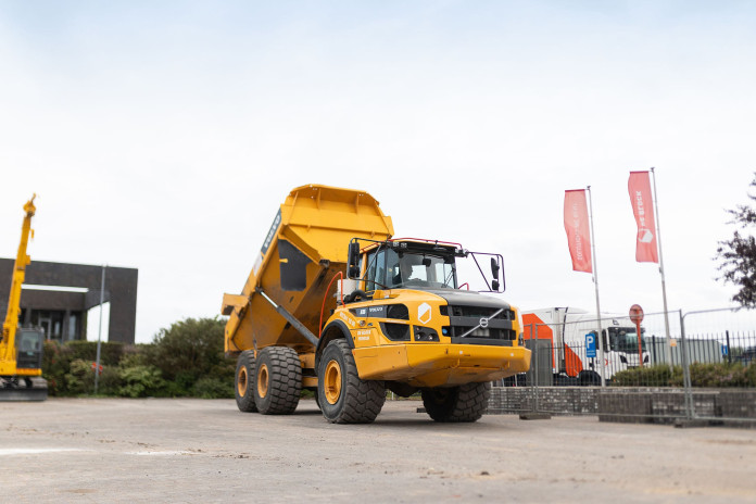 Like A Virgin - De Block 2025-32