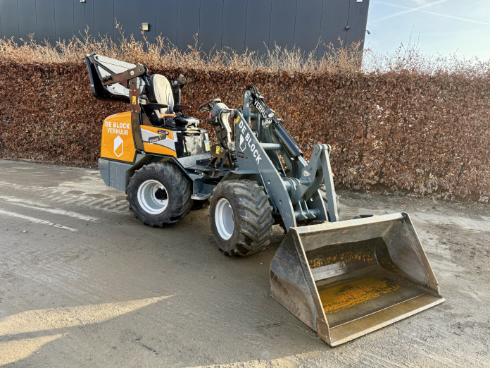 3004 Wiellader 2,5t - Giant G2500HD 2