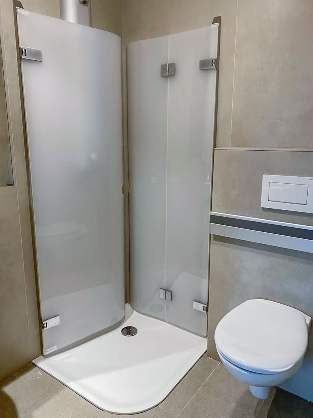 Showroom pour<br />les architectes Nos modèles de base sont exposés montés dans notre salle de démonstration, où vous pourrez...