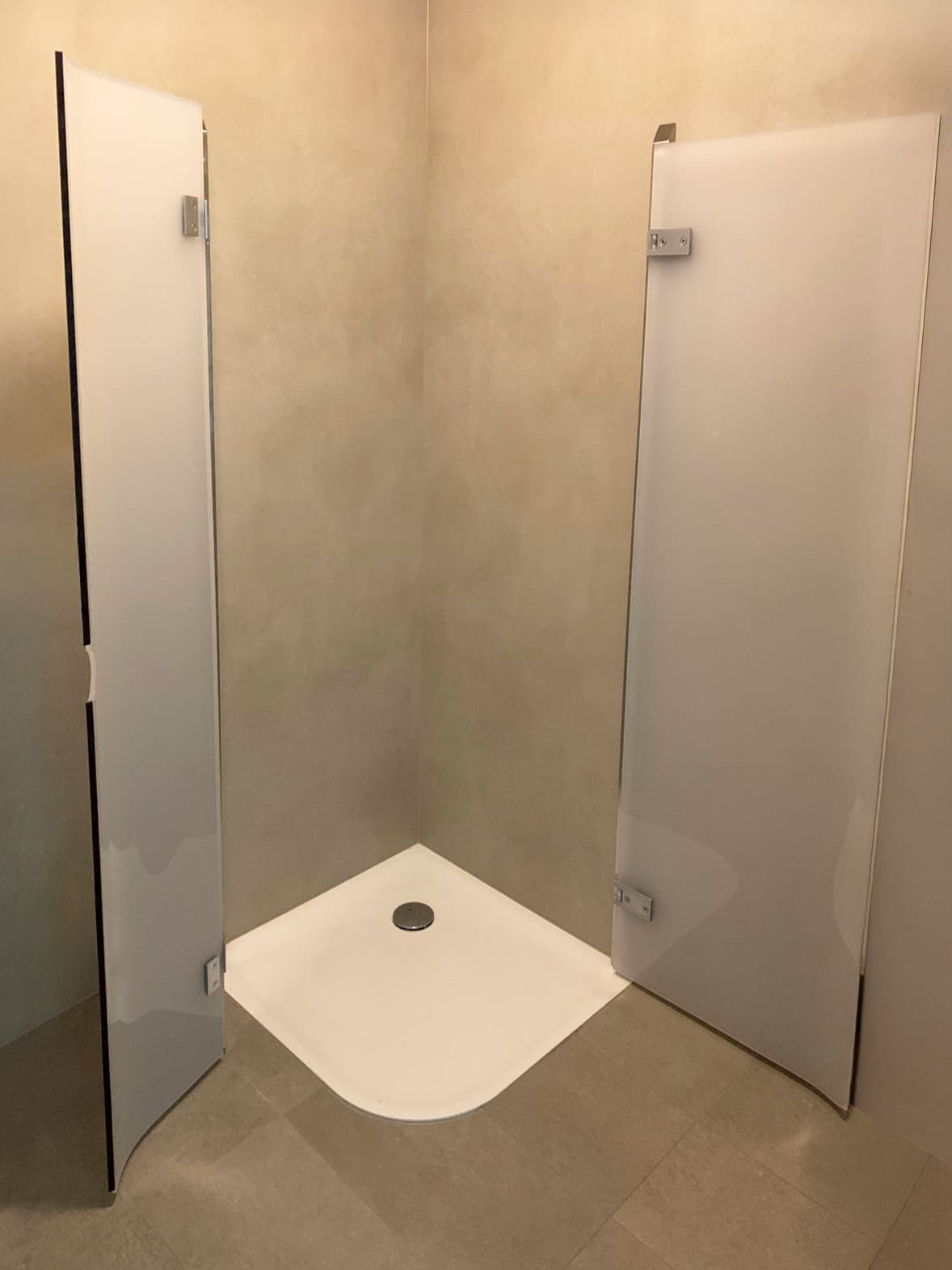 solid-surface Sint-Jan Eeklo 5 edit