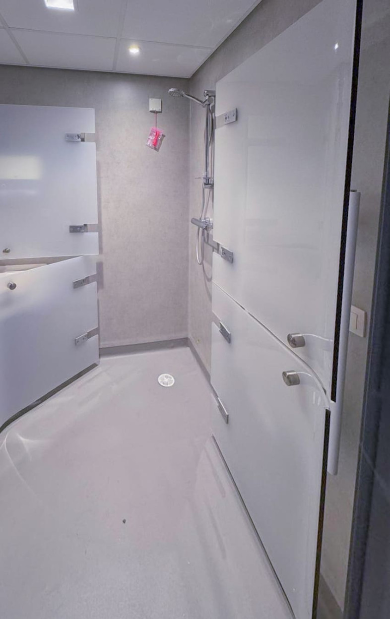 Showroom pour<br />les architectes Nos modèles de base sont exposés montés dans notre salle de démonstration, où vous pourrez...