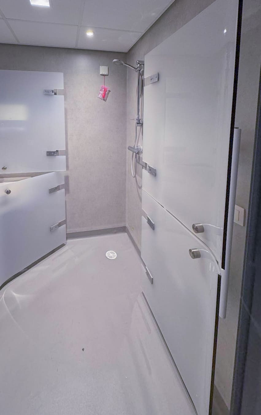 Showroom pour<br />les architectes Nos modèles de base sont exposés montés dans notre salle de démonstration, où vous pourrez...