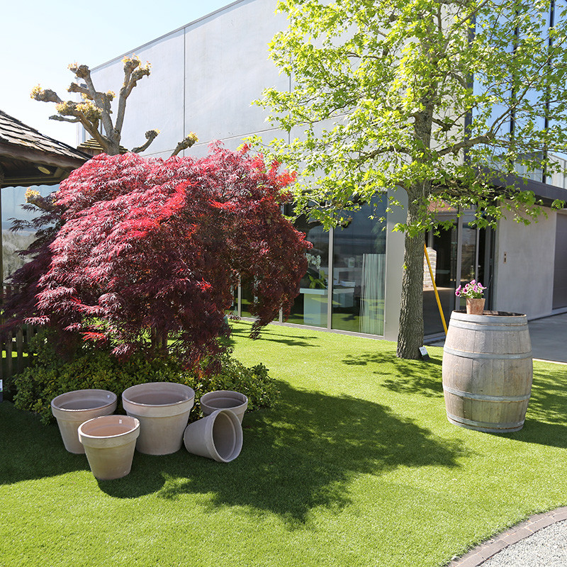 Grasmeester kunstgras - Tuin klaar voor de zomer? Kies met kunstgras voor een zorgeloos groen gazon!