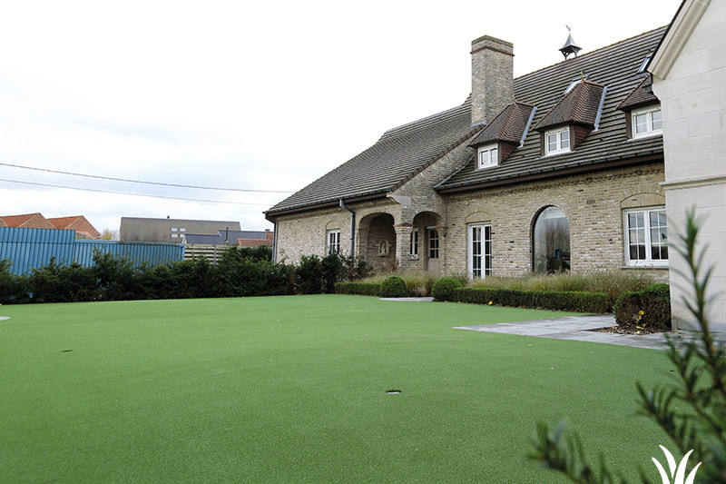 Grasmeester kunstgras - Vlotte samenwerking met tuinaannemers Grasmeester kunstgras - Vlotte samenwerking met tuinaannemers