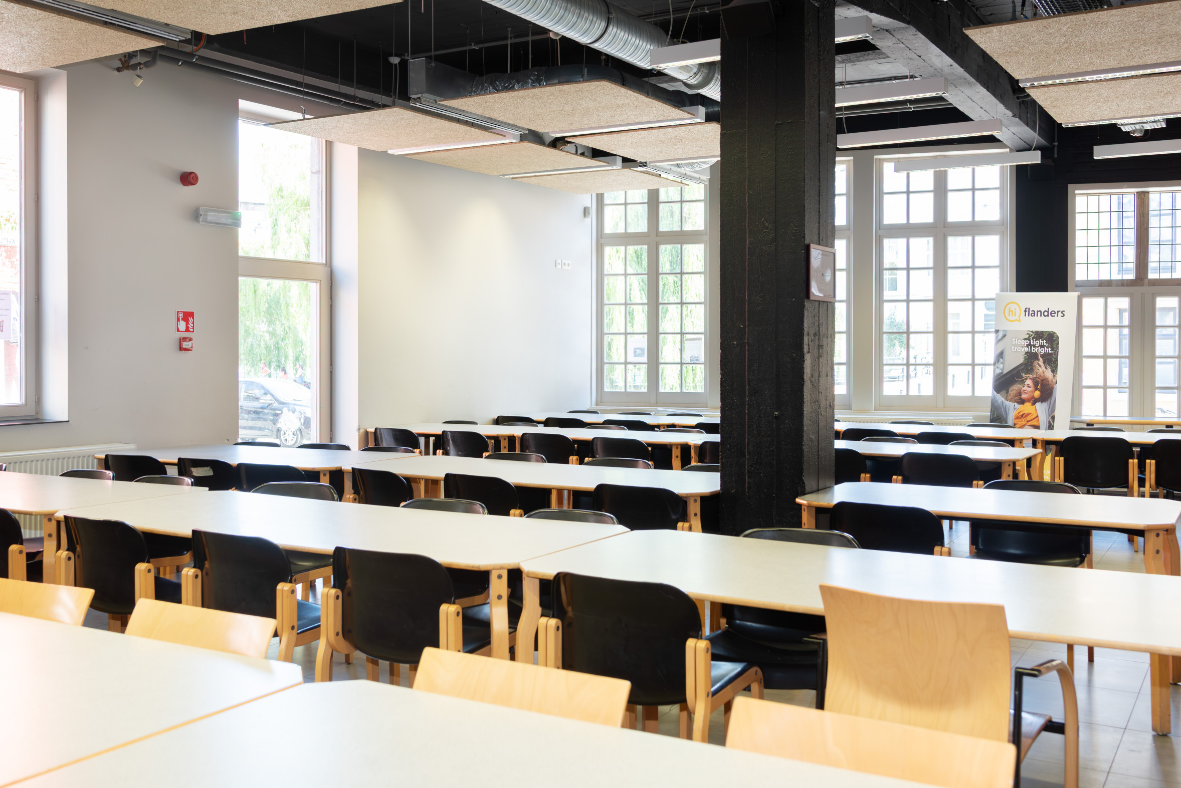 Grote Vergaderzaal Hostel De Draecke v1