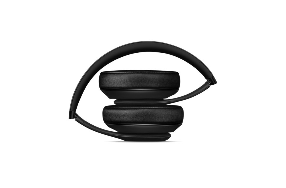 Beats-studio-wireless-black2