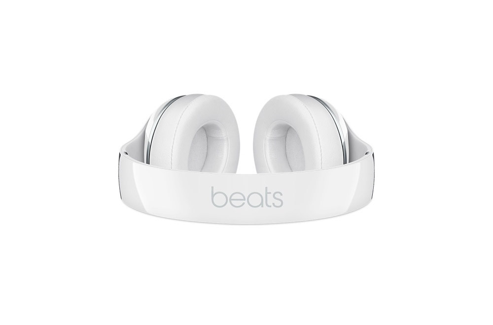 Beats-studio-wireless-whitegloss