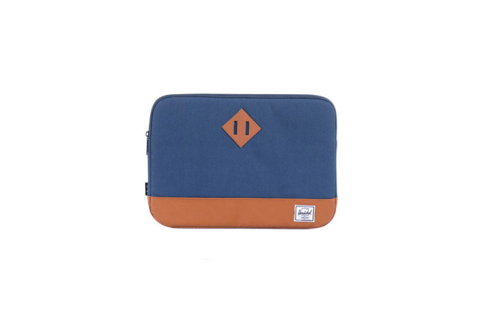 herschel-heritage-13-navy-1