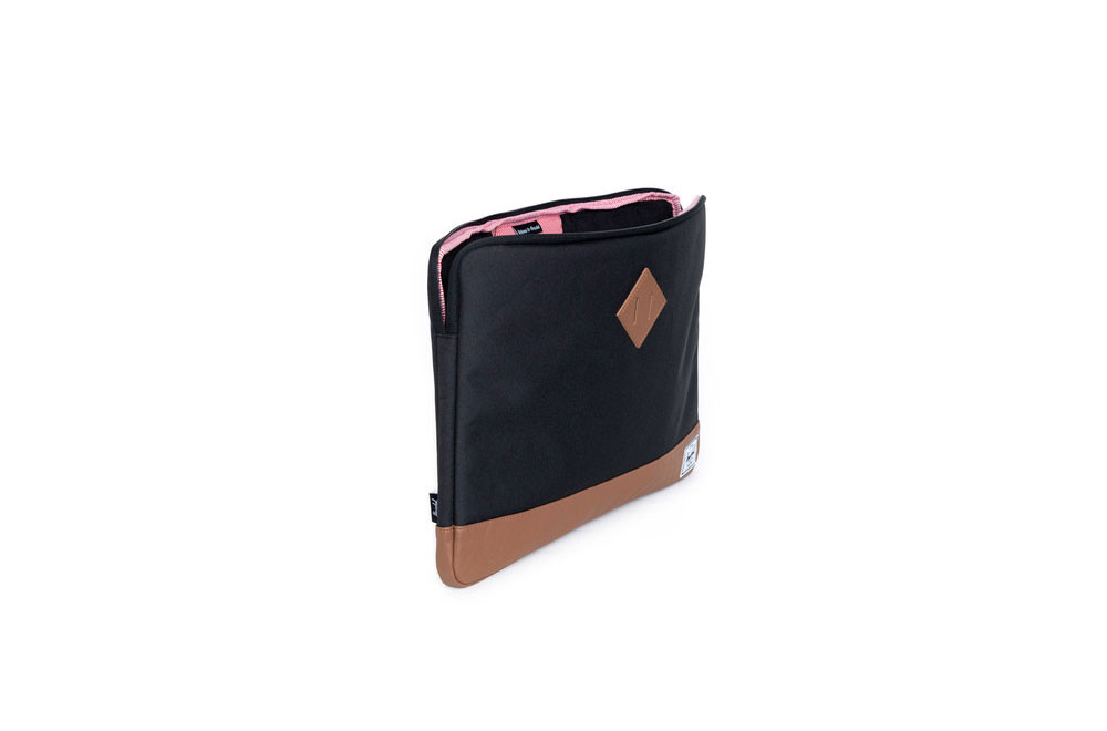 herschel-heritage-15-black-2