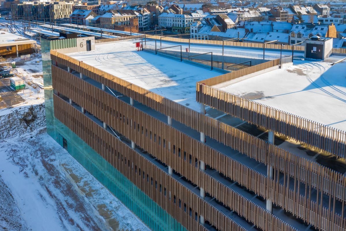 Pendelparking-Station-Aalst_JanDeNul_3