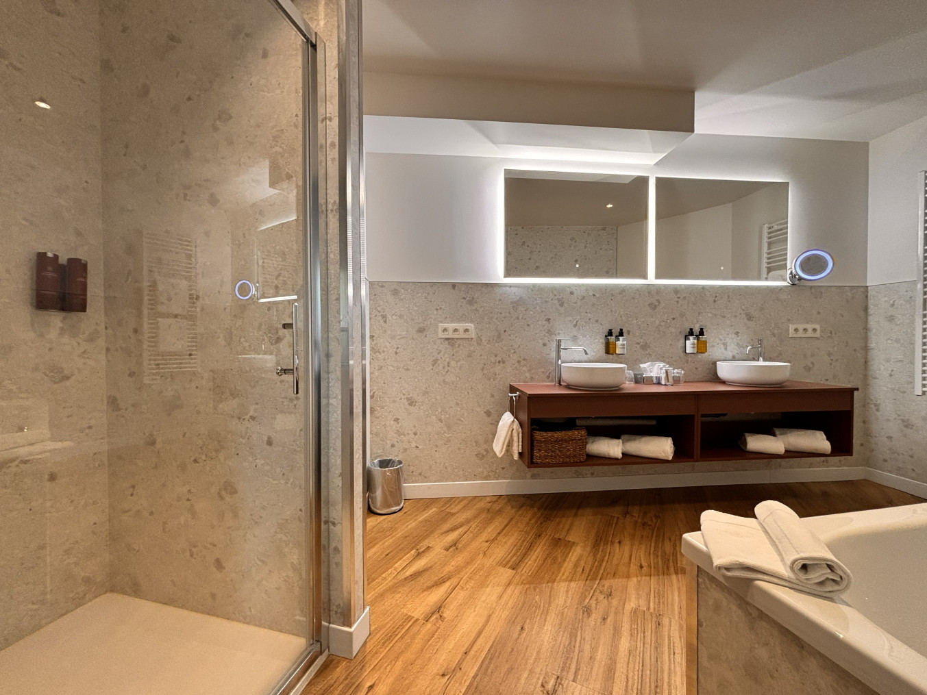 20250926_HotelDuCommerce_Houffalize_Mezzanine1