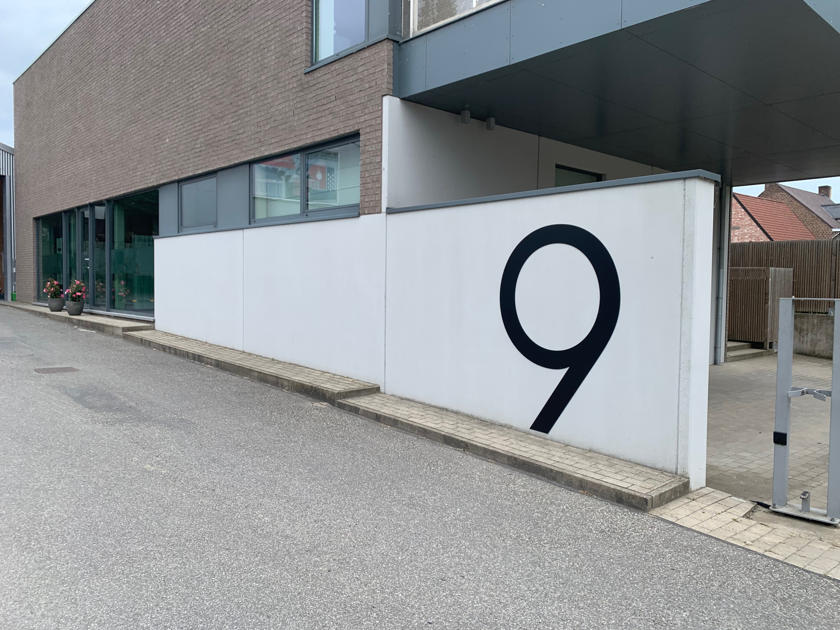nr9_dibond