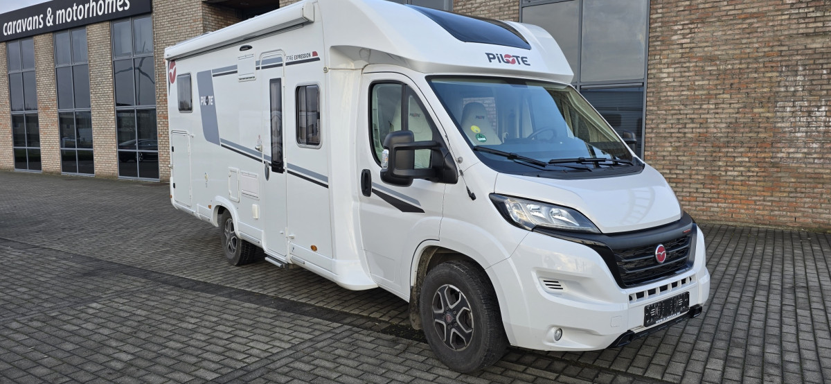 Pilote - P746 FGJ - Fiat 2L2 160 pk