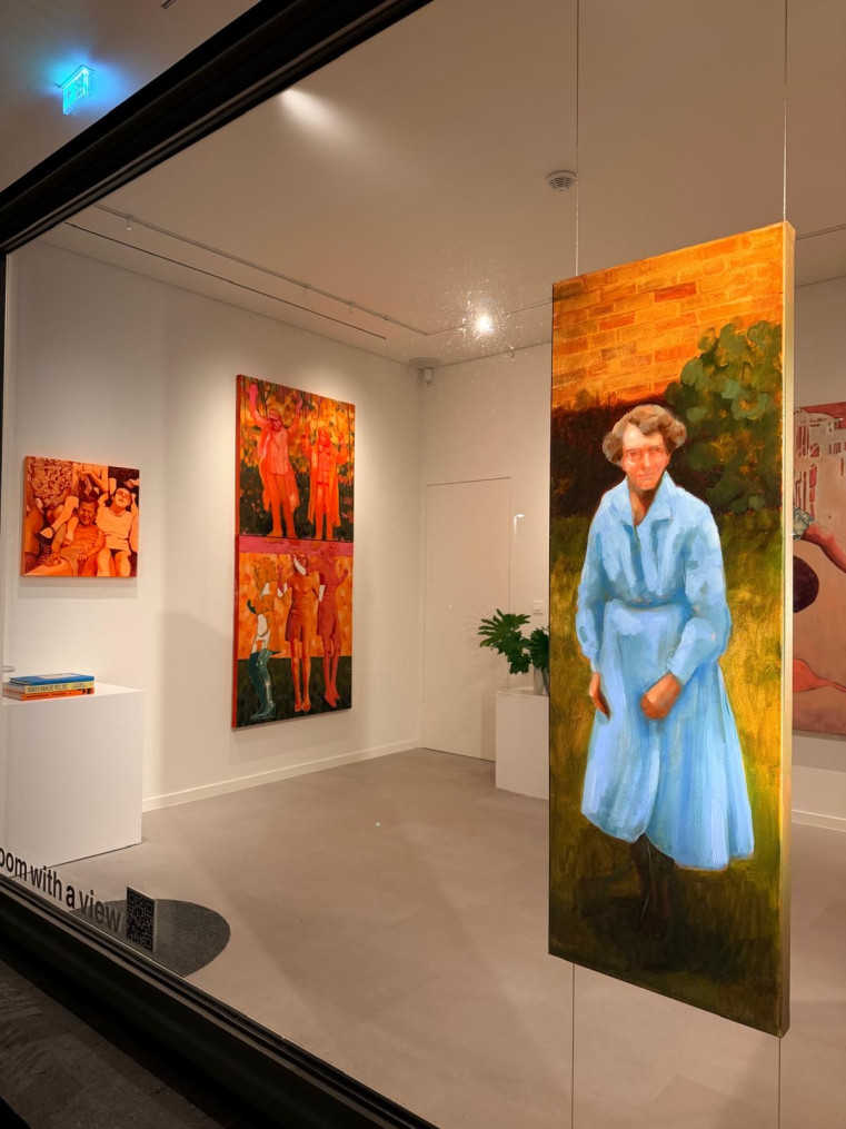 Amy Dury Galerie juli aug