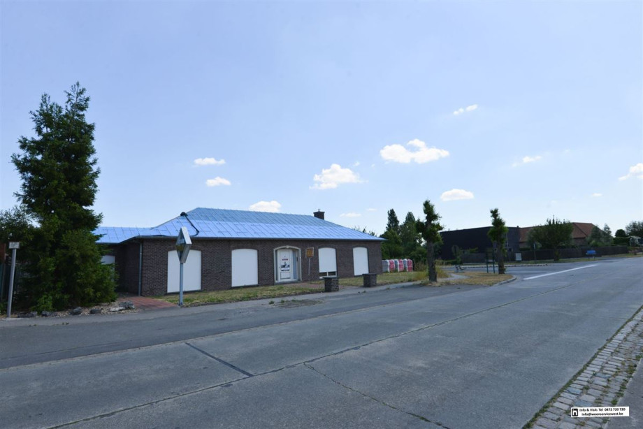 E1638224401642788039_4887BL