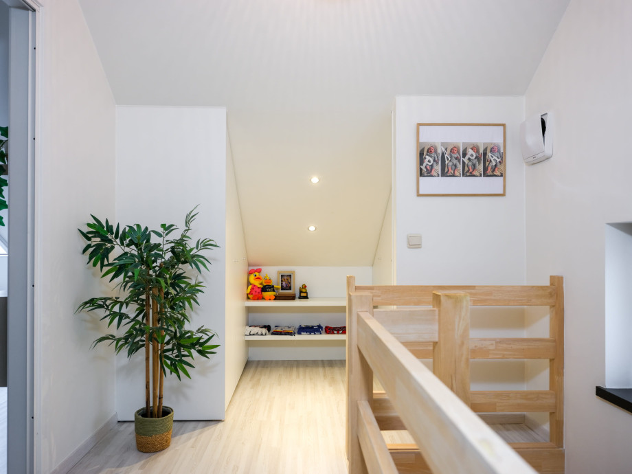 S_W_Kuurne_Rodekruisplein_19-23