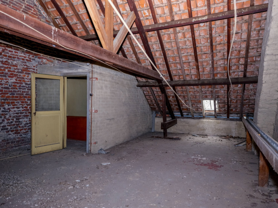 S_W_Ingelmunster_Stationsplein_41-23