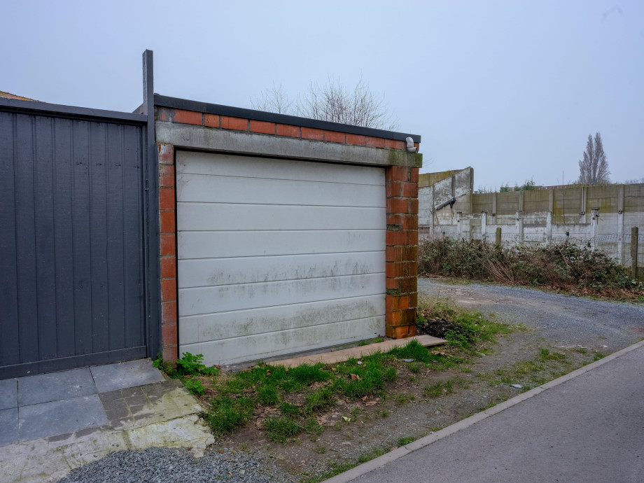 S_W_Ingelmunster_Stationsplein_41-28