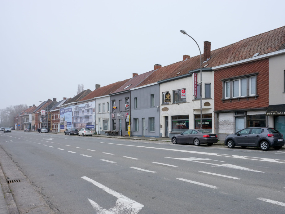S_W_Ingelmunster_Stationsplein_41-2