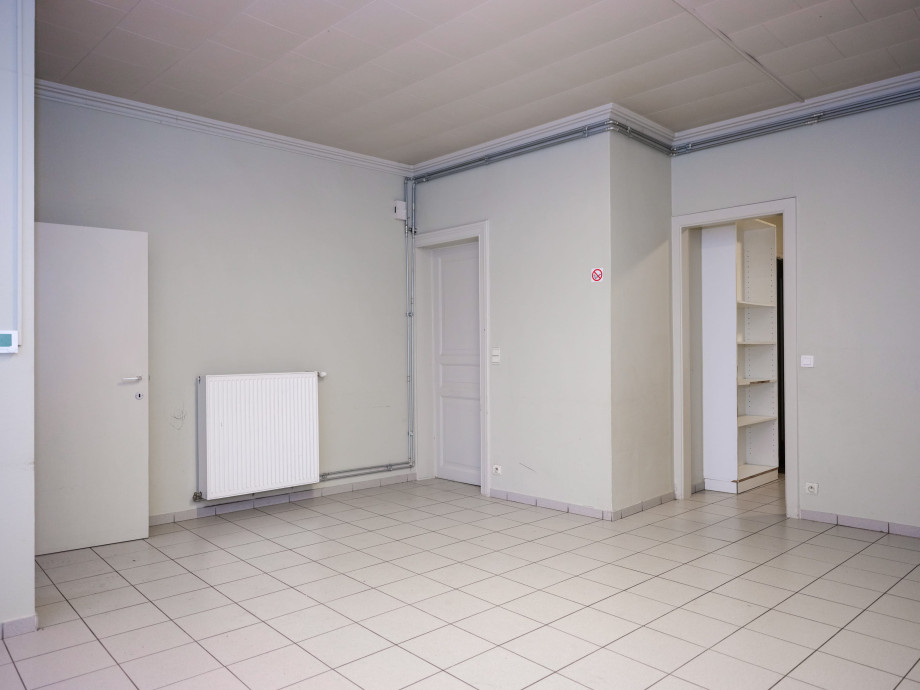S_W_Ingelmunster_Stationsplein_33-13