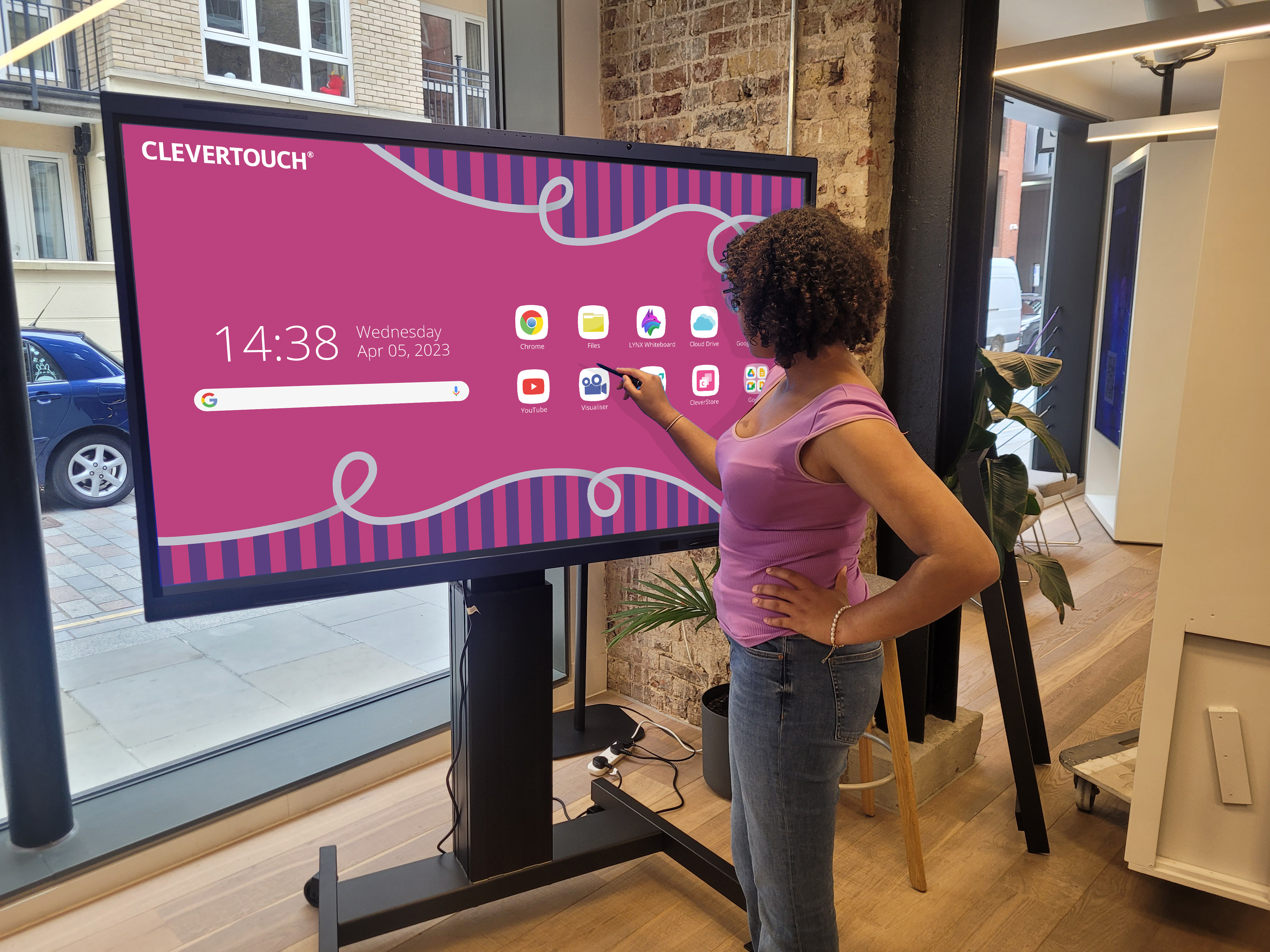 Partners - The Pop-Up Classroom