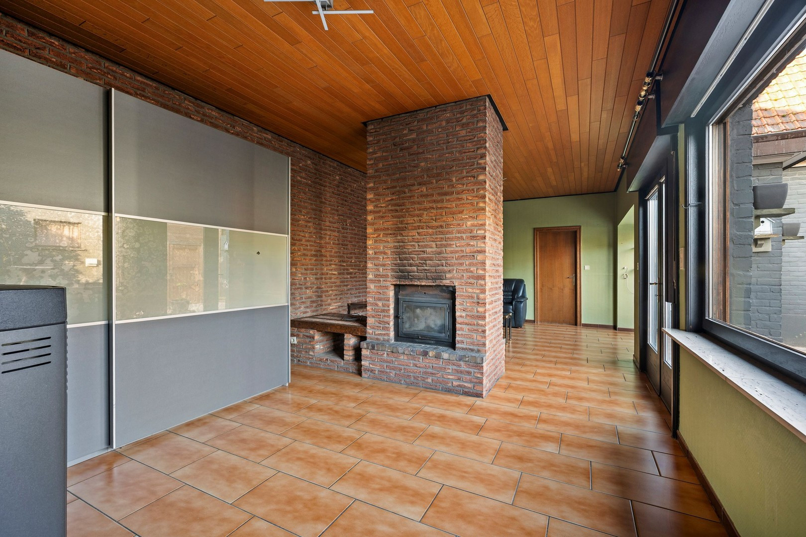 04a6091ec01befb8fc21594a93be6a4ab02efddda0b67c58eb90d708c2a8d235