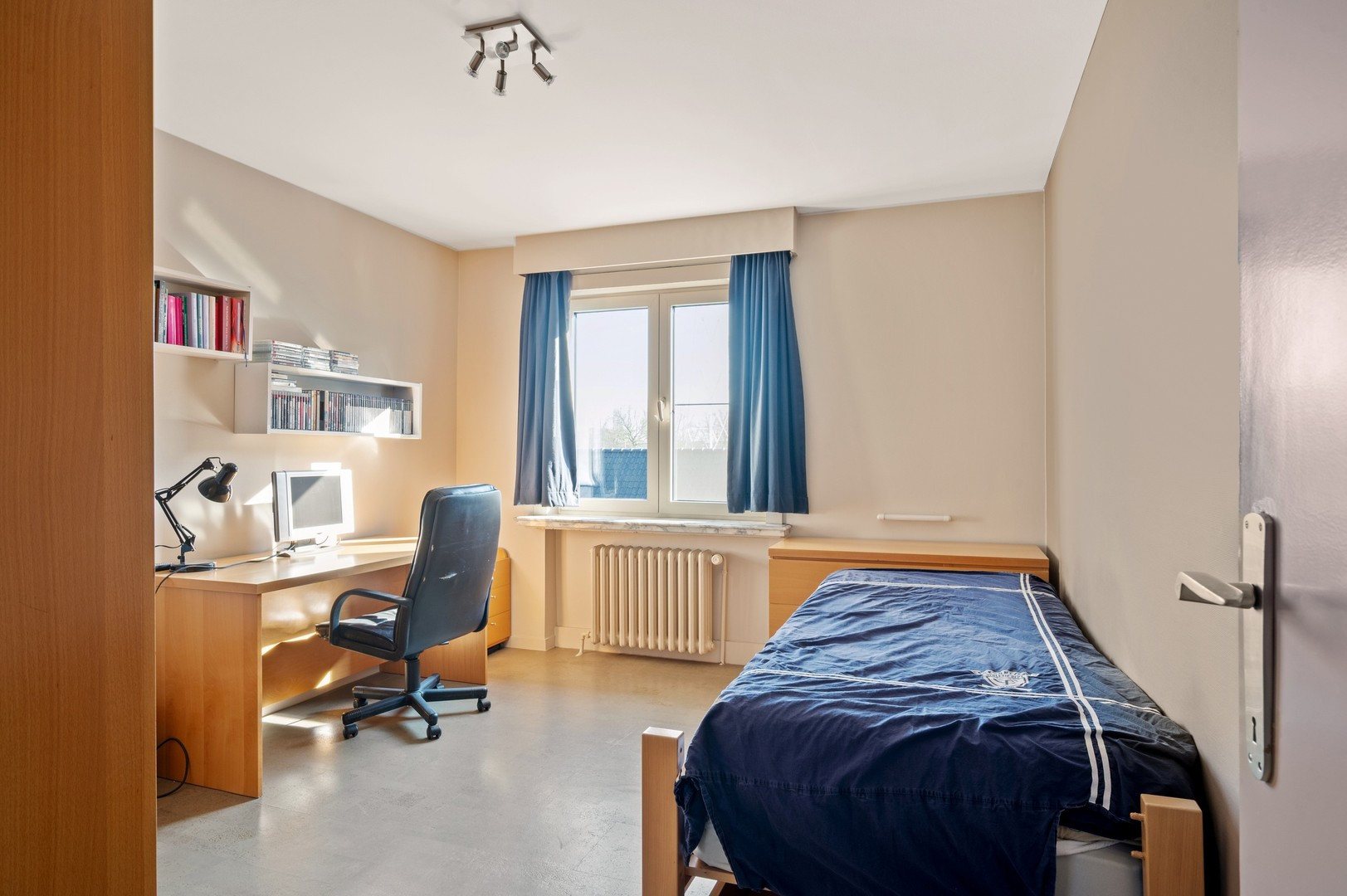 52aa2b05cfbbcabd8da29ff5d60b6ddea162c1d3afcecb0ff605703ab882c364