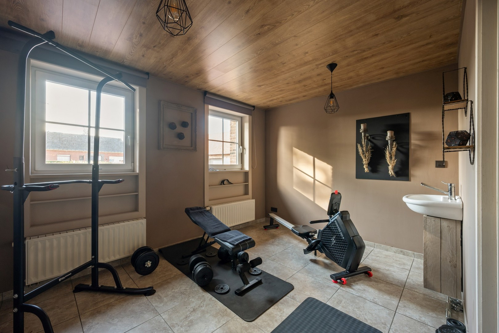 64a964aea19489b4fc5a21431e63b43b250775e21f1d91672b63b767d784369a