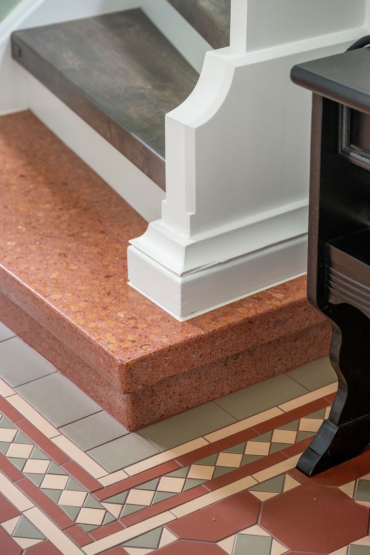 8146d6de4ba5bd74e064fcc1a359087a86a99b94dbfedc0a7d6db995a0c0b5db