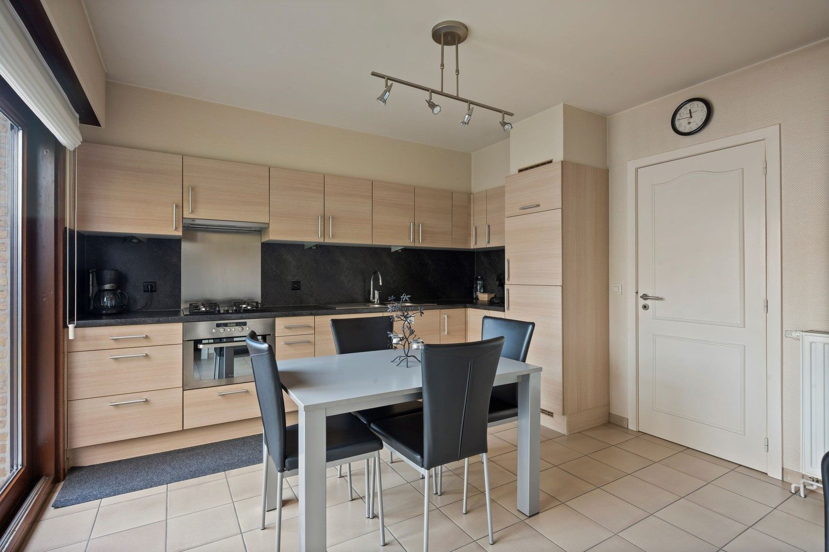 9585e7f21c907b7935776ae81bcb848a43ad15184e3cb129280356a504aefdbe