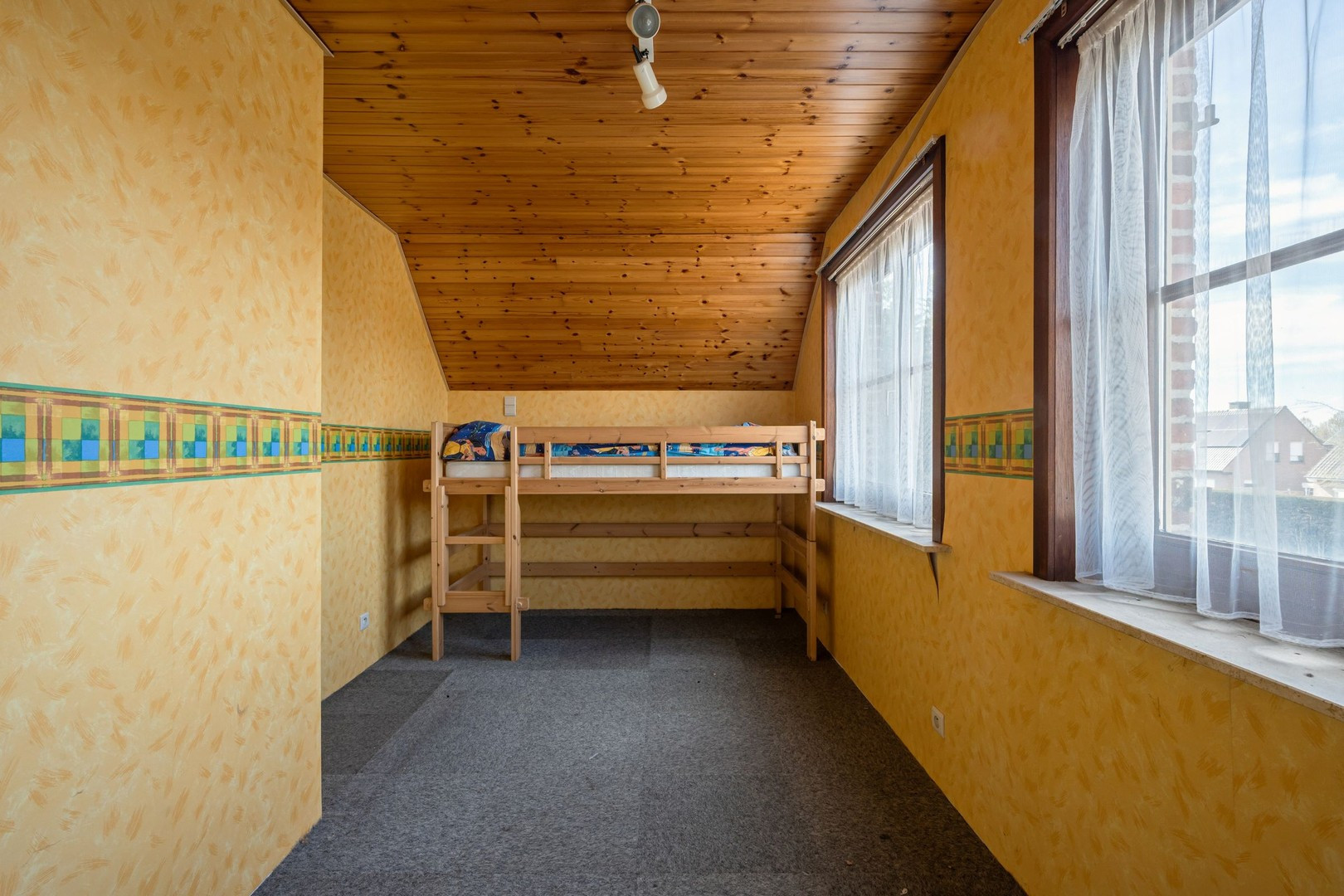 9944b736acb34854c027700ace7e5af769d1e89949fbe248647dd880014a7026