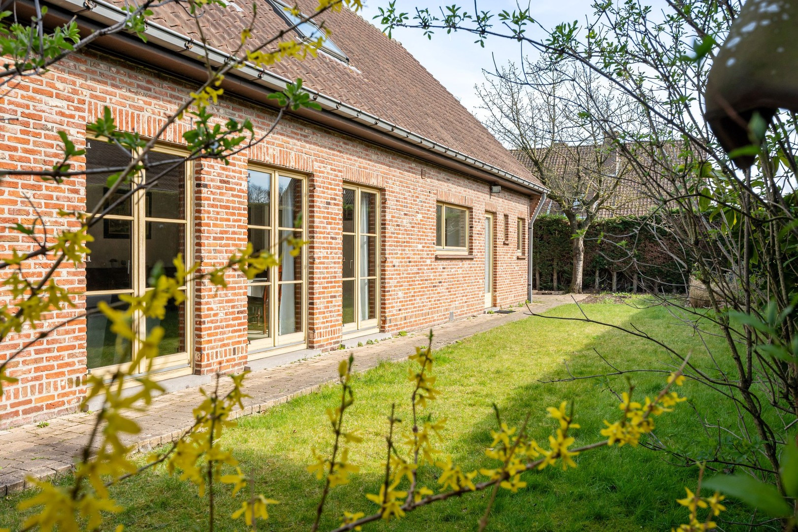 9e205284e5f7949eb74c6bf220ffe635c39034531a673c159483f8391ca4f9d5