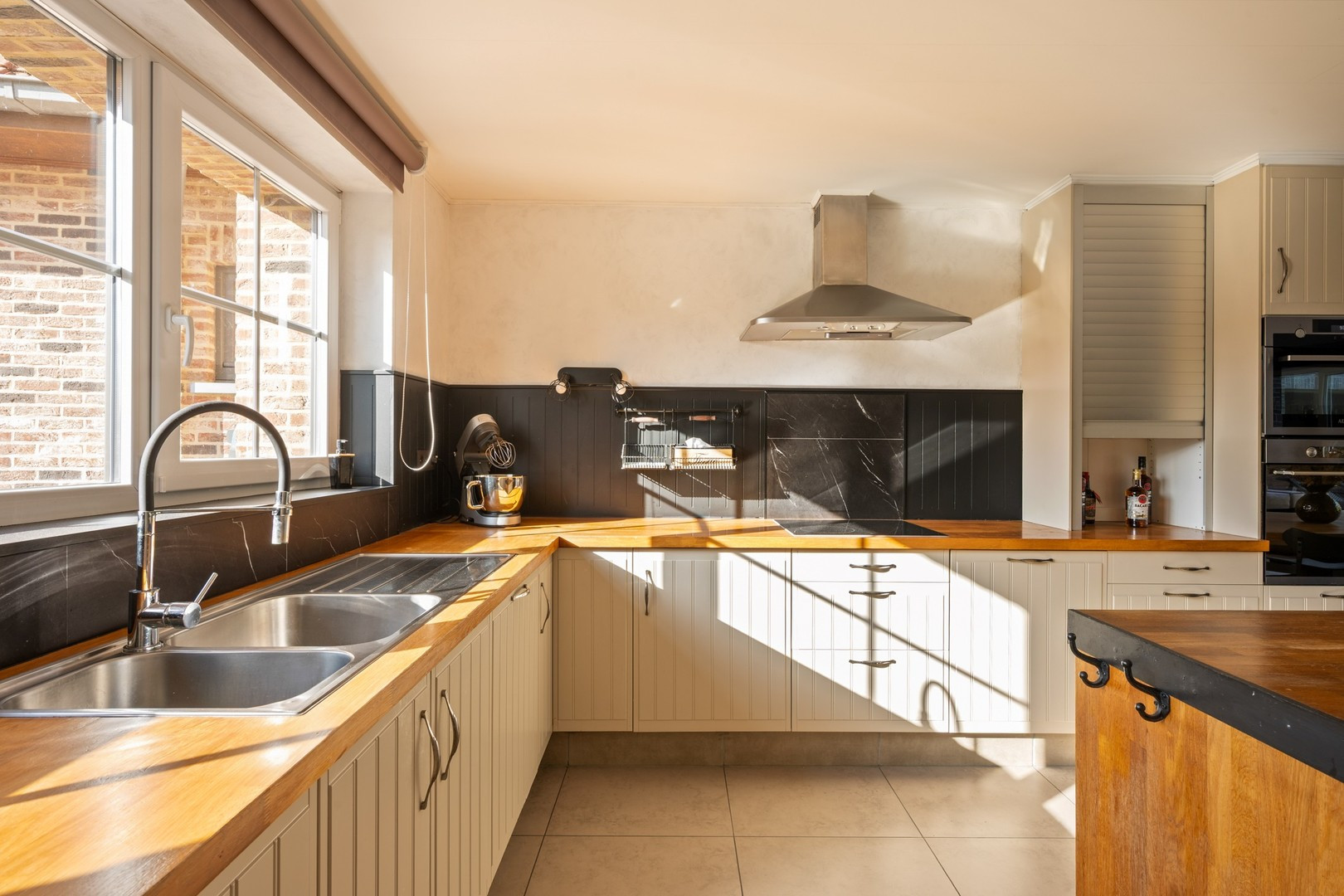 c6b901749ecb5cc34f9a32cc801620d3e81ec3276f22887f3590a1e838291e6a