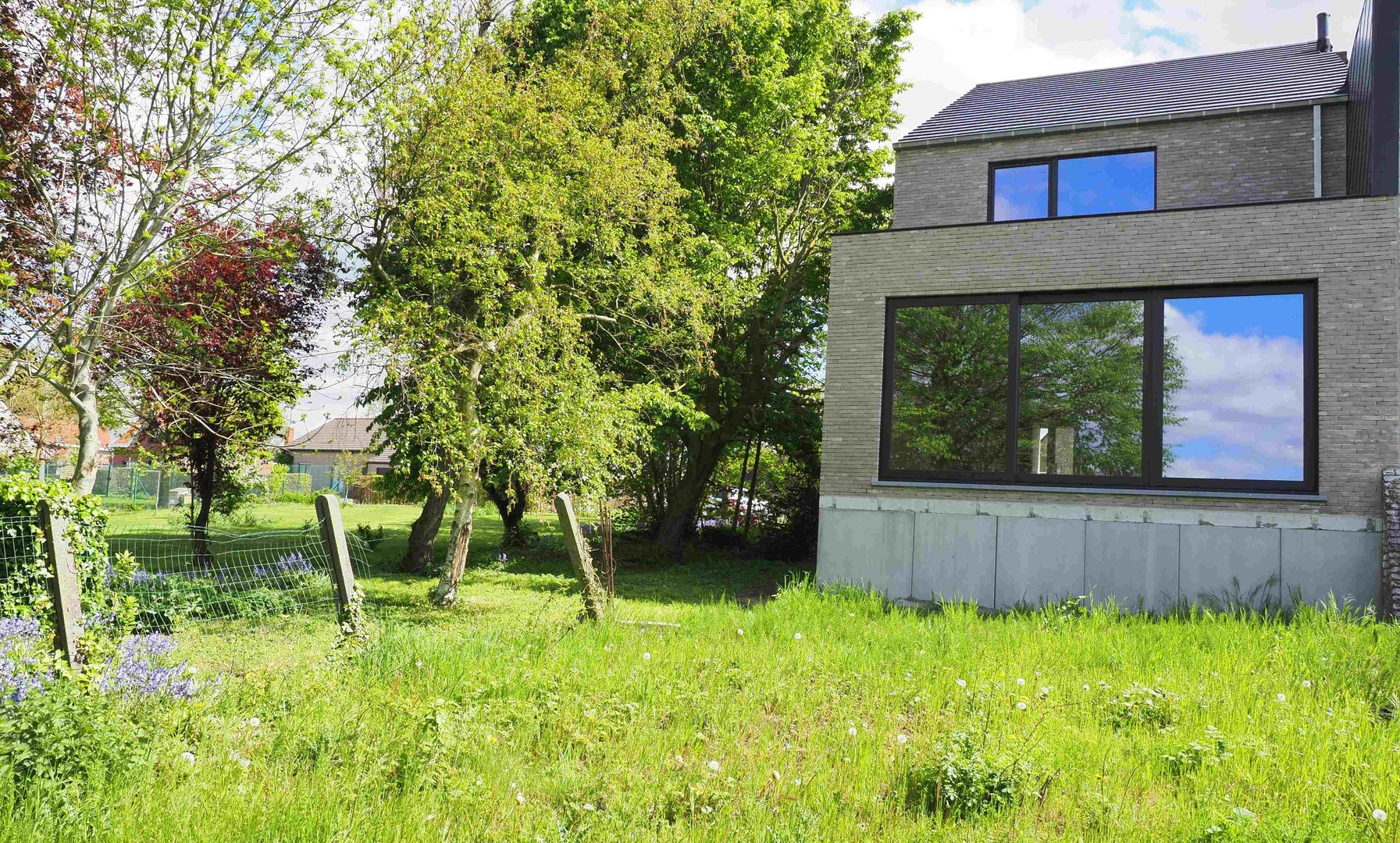 ef01e3eaf01fdbdf015df94083cb3de1873740587bbd7e59498fc548a8d28f5f