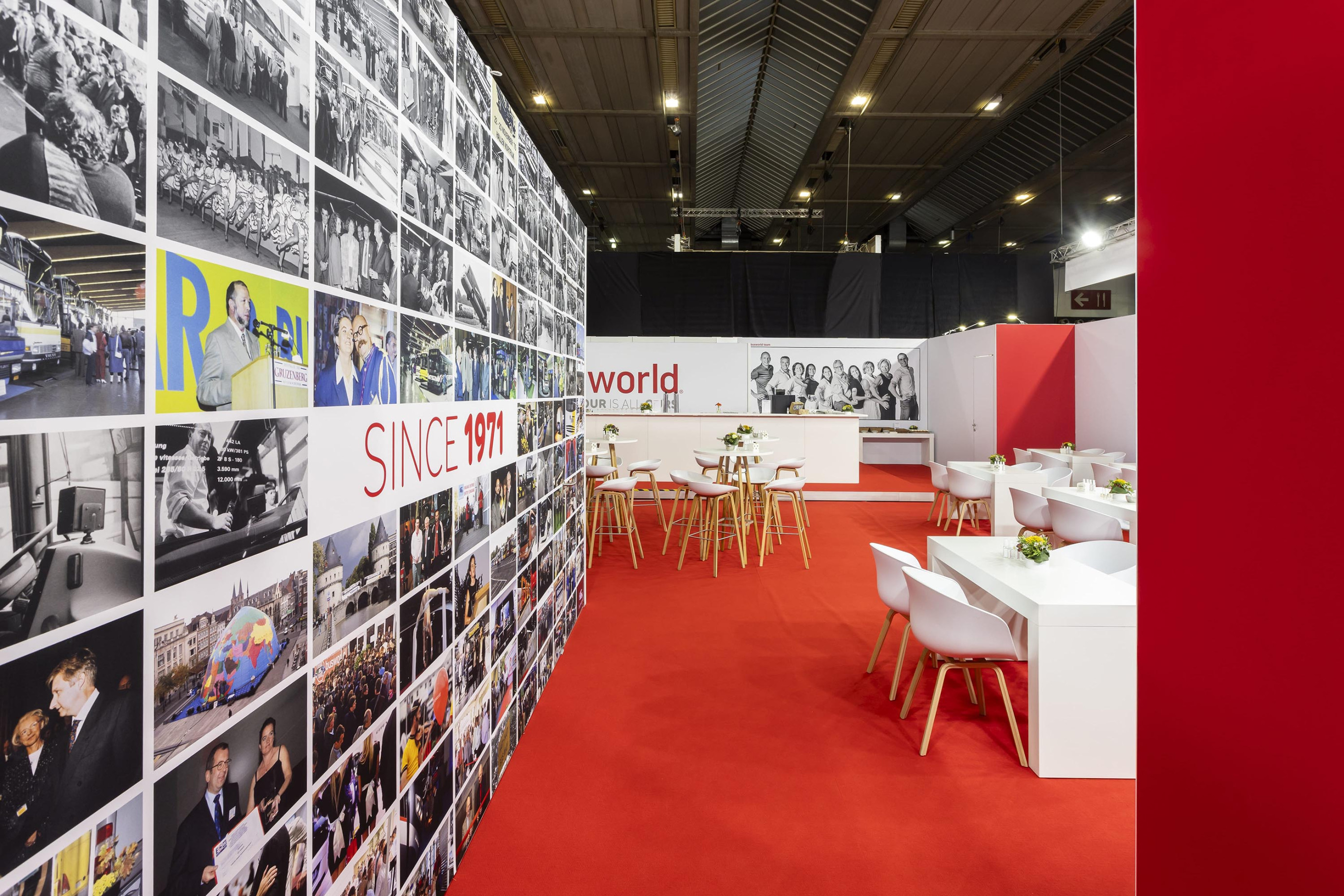 Busworld Europe Voor Busworld Europe realiseerde Travelexpo een maatwerk beursstand voor de beursorganisatie. De stand werd ontworpen met een professionele en functionele uitstraling, passend binnen een internationale vakbeurs rond bus- en mobiliteitsoplossingen. Dankzij een duidelijke structuur en verzorgde afwerking werd de organisatie sterk en herkenbaar gepresenteerd op het event.