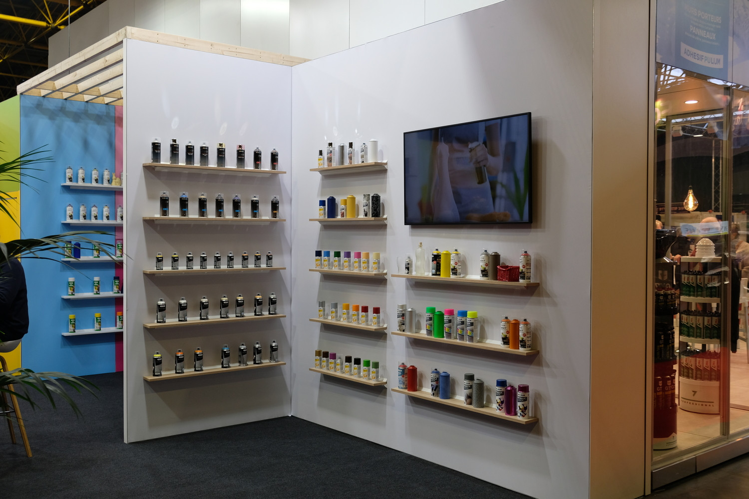 European Aerosols Voor European Aerosols realiseerden wij een beursstand op maat tijdens DIY, Professional & Garden. De standenbouw werd uitgewerkt met een sterke productpresentatie en een duidelijke, professionele merkuitstraling.