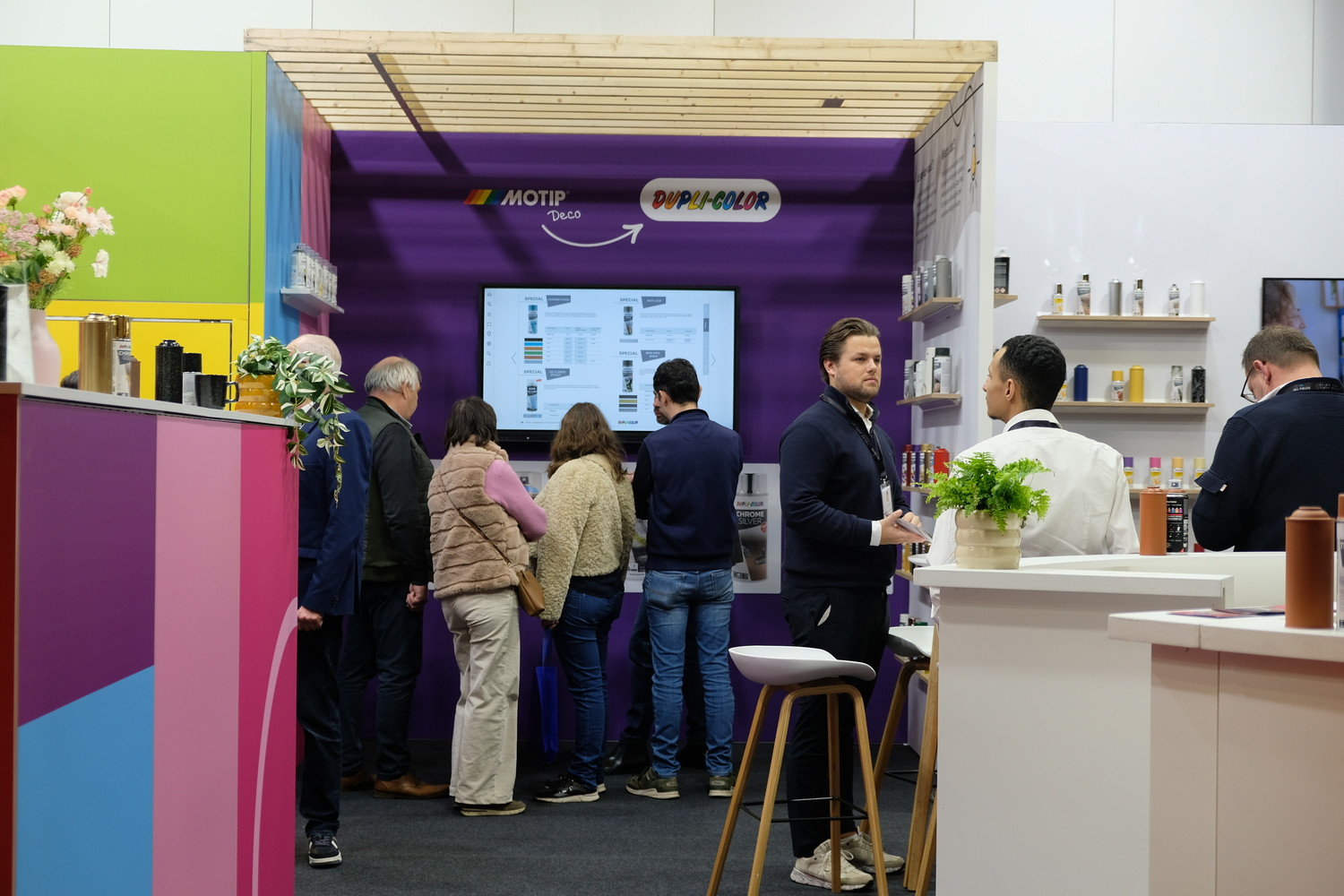European Aerosols Voor European Aerosols realiseerden wij een beursstand op maat tijdens DIY, Professional & Garden. De standenbouw werd uitgewerkt met een sterke productpresentatie en een duidelijke, professionele merkuitstraling.