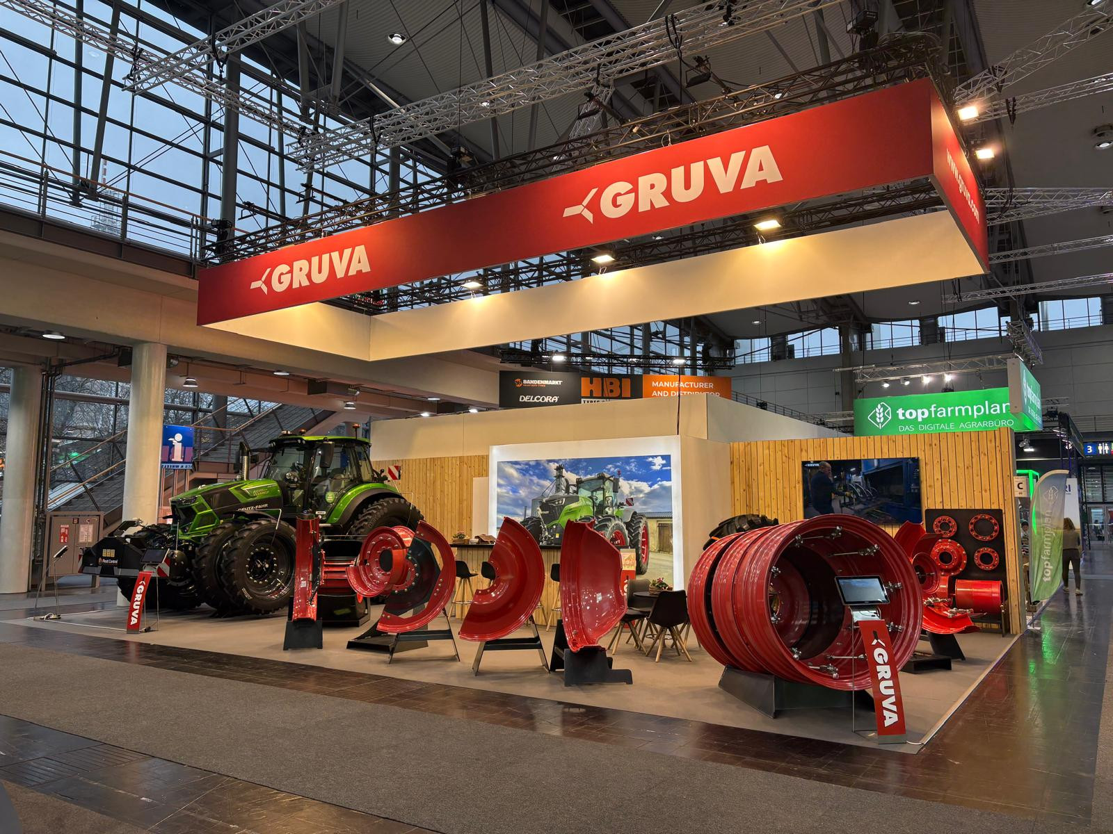 Gruva - standenbouw
