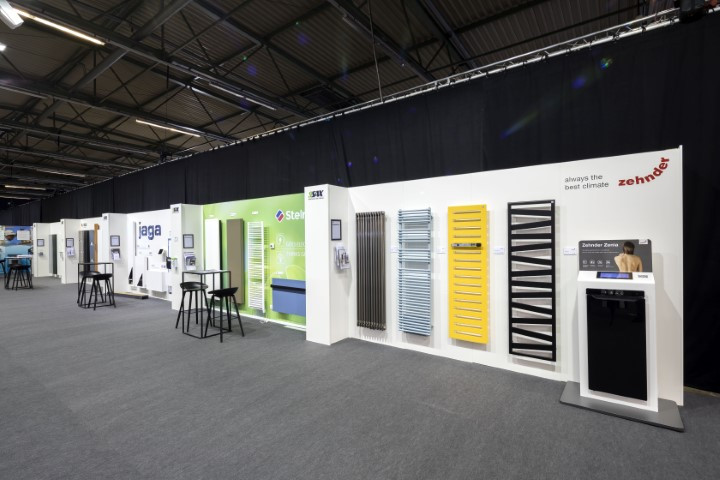 Sax Sanitair Voor Sax Sanitair realiseerde Travelexpo een stijlvolle beursstand tijdens de BIS Beurs. De stand combineerde een warme uitstraling met praktische productpresentaties en zorgde voor een optimale bezoekerservaring.