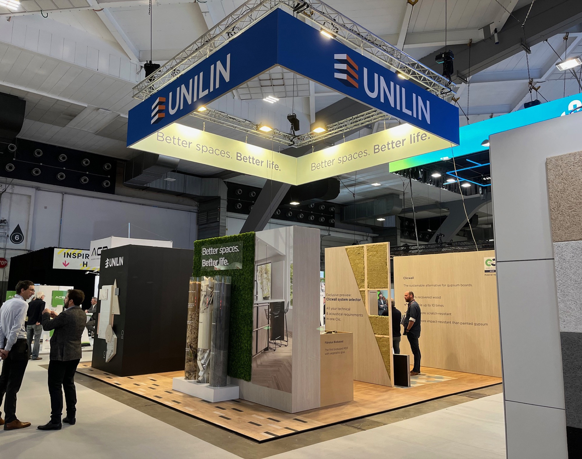 Unilin Voor Unilin verzorgde Travelexpo een innovatieve beursstand tijdens Futurebuild Belgium. Het ontwerp legde de nadruk op duurzaamheid, moderne materialen en een sterke merkpresentatie binnen de bouwsector.