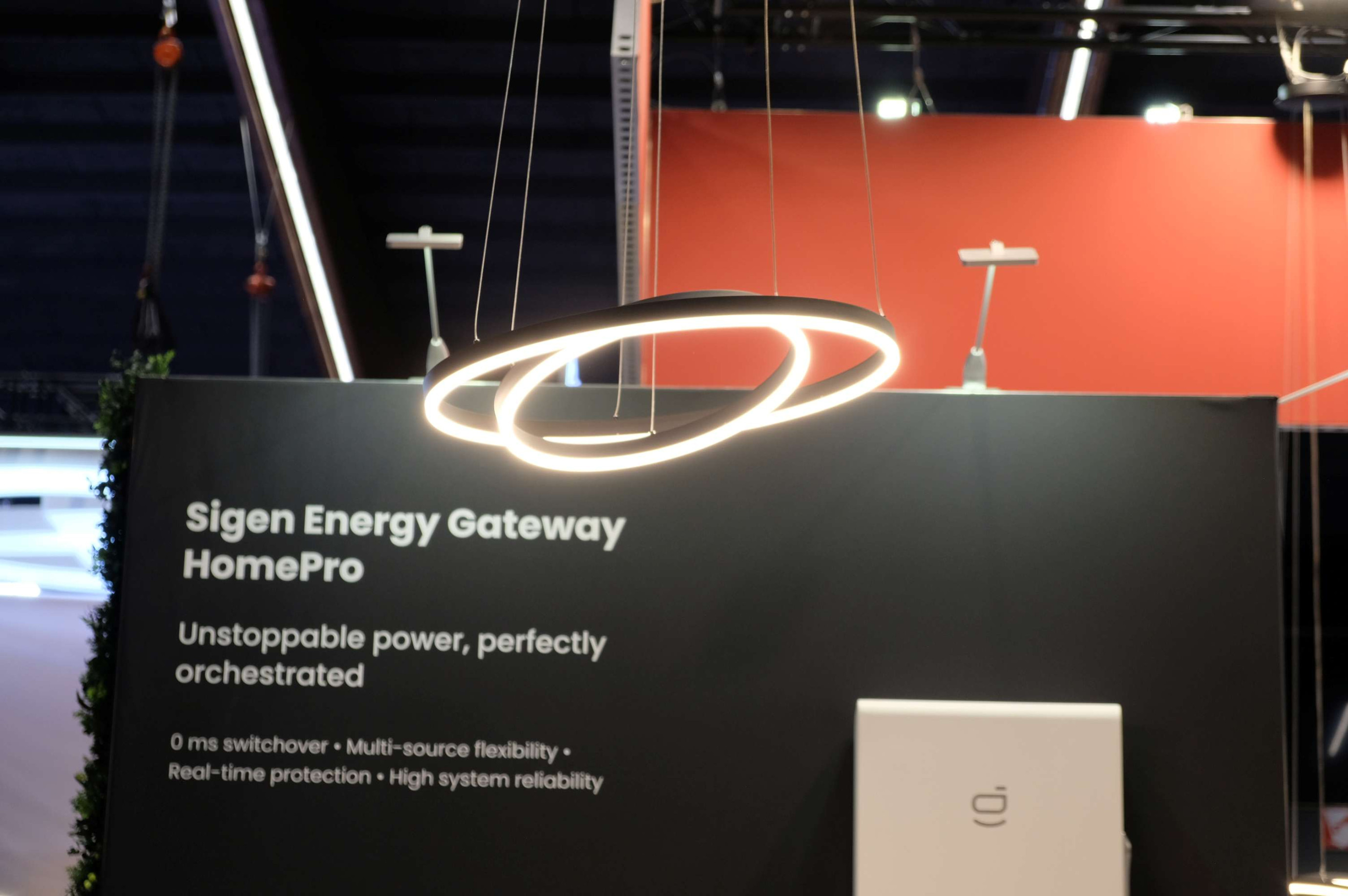 Voltixx Standenbouw voor Voltixx op Sustainable Solutions in Kortrijk<br /><br />Voor Voltixx realiseerden we de beursstand op Sustainable Solutions in Kortrijk. Een professionele beursstand die hun expertise in energie en duurzame oplossingen krachtig in de kijker zet.<br /><br />Van concept en ontwerp tot productie en opbouw: wij zorgden voor een stand die volledig aansluit bij de uitstraling van Voltixx.
