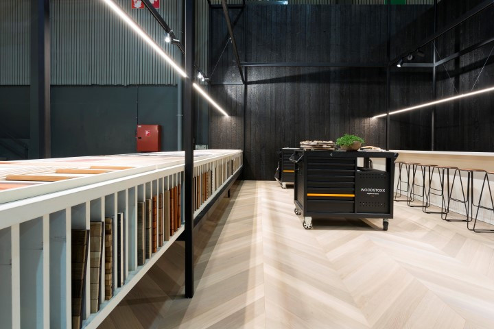 Woodstoxx Ontdek de beursstand die Travelexpo realiseerde voor Woodstoxx op interieur. Een warme en natuurlijke stand met focus op hout en design.