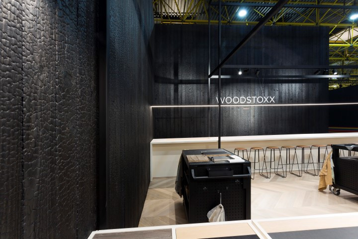 Woodstoxx Ontdek de beursstand die Travelexpo realiseerde voor Woodstoxx op interieur. Een warme en natuurlijke stand met focus op hout en design.